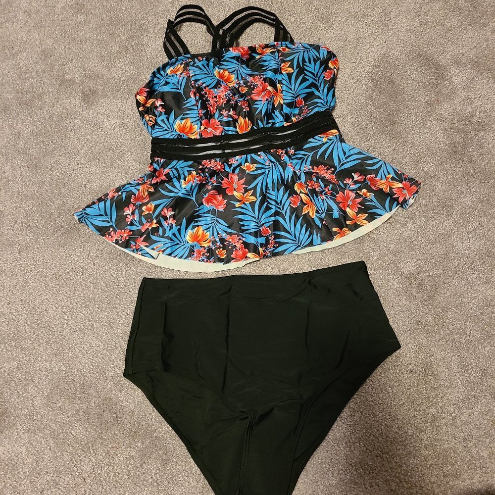 7 item lot! Ladies Lot- size Small lot - Picture 6 of 11